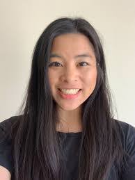 Amanda Pullman's Instagram, Twitter & Facebook