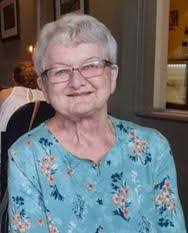 Noreen Howell's Instagram, Twitter & Facebook