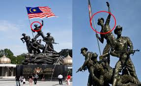 :batabig :rate5 :recsel kali ini ane akan sharing sedikit informasi mengenai tugu dan patung yang ada di tanah kelahiran ane, lampung. Mengenang Gugurnya 11 000 Perajurit Ini Rupanya Individu Pegang Bendera Di Tugu Negara Yang Ramai Tak Tahu
