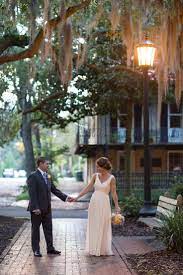 Sweet Small Savannah Elopement Savannah Wedding Venue Savannah Wedding Savannah Chat