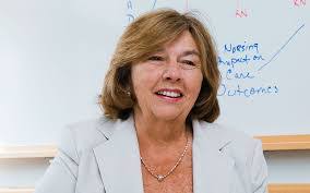 Eileen Searle's Instagram, Twitter & Facebook