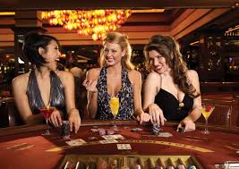 Golden Nugget Offers All Of Your Favorite Table Games Casino Las Vegas Vegas Casino Las Vegas