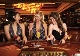 Descoperă o atmosferă primitoare și un ambient. Golden Nugget Offers All Of Your Favorite Table Games Casino Las Vegas Vegas Casino Las Vegas