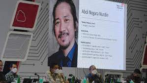 Ia mulai menjajal kemampuan gitarnya dengan bergabung menjadi. Or91cz Hq B5bm