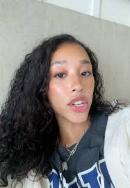 Love Is A Poison to A Woman with Ambition Meaning