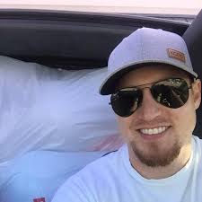 Nina Davis and Josh Waller's Wedding Website