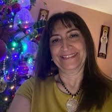 Rosa Vigil (@rvigil88)