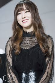 Pin By G Twice On Yuju In 2020 Gfriend Yuju Kpop Outfits Kpop Girls