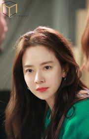 Song ji hyo is a south korean tv and film actress. Song Ji Hyo ì†¡ì§€íš¨