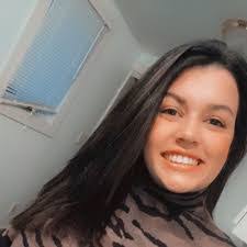 Delanie Jones's Instagram, Twitter & Facebook