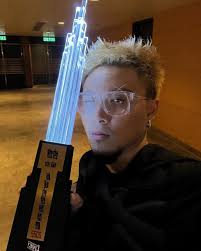 Matt Li (@mattlimakeup) • Instagram photos and videos