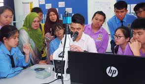 Smjk katholik tanjong malim cikgu bhag 的荣休视频。 Yu Cai Foundation è‚²æ‰åŸºé‡' Training For Olympus Trinocular Microscope Llongwill Digital Information System Laboratory For Smjk Katholik Tg Malim Perak Facebook