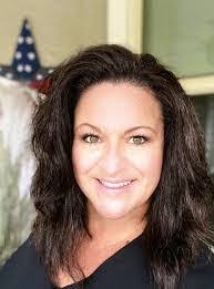 Lisa Wertman's Instagram, Twitter & Facebook