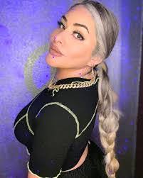 Beverly Klassen's Instagram, Twitter & Facebook