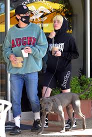 Who is billie eilish dating right now? Who Is Matthew Tyler Vorce Meet Billie Eilish S Rumored Boyfriend