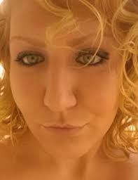 Kari Kirk's Instagram, Twitter & Facebook