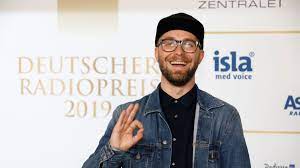 Später dann gemeinsam im liebesurlaub, in dem sie ganz offen der grund: Mark Forster Ohne Kappe Dieses Bild Ist Eine Echte Uberraschung News De