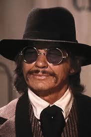 THE WHITE BUFFALO CHARLES BRONSON AS WILD BILL HICKOK GREAT PHOTO