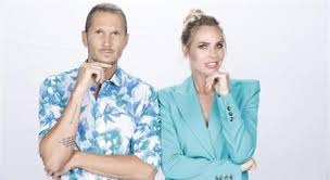 Francesco totti affida a instagram gli auguri per la moglie, ilary blasi: Totti Is Shocked By The Sight Of Ilary Blasi On Eurogames The Comment On Instagram