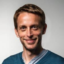 Bonjour Microsoft, Vous m'incitez à transformer un outil de travail  fonctionnel en déchet. Mon PC n'est pas obsolète. Il a 8 ans, il fonctionne  parfaitement avec un excellent niveau de performance.… |