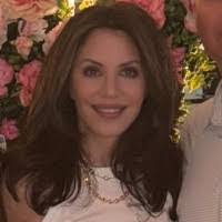 Doreen Raimondi's Instagram, Twitter & Facebook