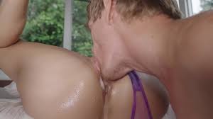 WTF Moment! Her Mind-Blowing Ride Leaves Him Cumming Back for More -  XNXX.COM