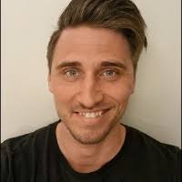 2 "Christoffer Svec" profiles