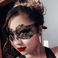 Lili Bell (pathlighted)