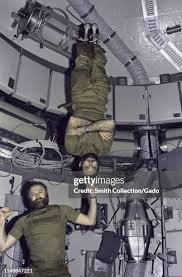 51 Gerald Balances Photos & High Res Pictures