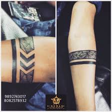 So we went for the best inspirations with expert advice from tattoo artists brittany randell and rachael ainsworth. Armbandtattoo Hashtag On Twitter