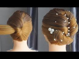 Hair bands and punk rockers alike were sporting longer hairstyles, and these gave birth to ponytail hairstyles for men. Easy Hairstyle For Wedding On Gown Beautiful Simple Hairstyles For Saree Hair T Peinados Sencillos Peinados De Novia Sencillos Peinados Con Trenzas Faciles