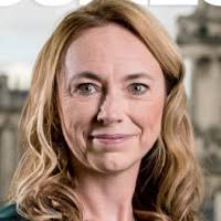 Vicky Davies's Instagram, Twitter & Facebook