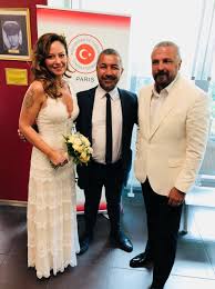 Bu hesap mete yarar'in fan hesabidir. Guvenlik Uzmani Mete Yarar Gulnaz Kudunoglu Yla Evlendi Internet Haber