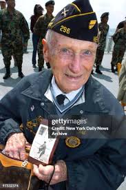 394 Ted Hamilton Photos & High Res Pictures