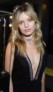 Georgia may jagger at the versace fall / winter 2014 show during milano fashion week. Pin On Georgia May Jagger