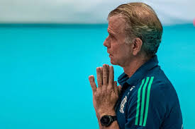 Guia definitivo para criar seu negocio. Bernardinho Nao E Mais Tecnico Do Flamengo