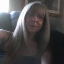 The Legend of the Pussy Willow According to an old Polish legend, many  springtimes ago a mother cat was crying at the bank of the river in which  her kittens were drowning.