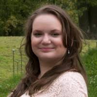 600+ profilů „Sandra“