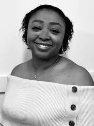 Ariel Holder's Instagram, Twitter & Facebook