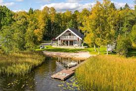 Zwischen deutschland und schweden bestehen reisebeschränkungen. Top 3 Idyllische Ferienhauser In Schweden Die Du Im Jetzt November 2020 Kaufen Kannst Hej Sweden