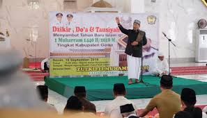Bismillah was shalatu was salamu 'ala rasulillah, amma ba'du, sebelumnya mari kita perhatikan sejarah tahun baru hijriyah. Sambut Tahun Baru Hijriyah Pemkab Gowa Gelar Dzikir Dan Doa Bersama Gosulsel