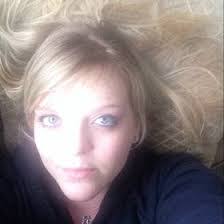 Amber Klinger's Instagram, Twitter & Facebook