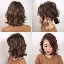 アラフィフの髪型はボリュームがポイント 若く見える素敵なヘアスタイルをご紹介 folk ミディアム パーマ アレンジ ミディアムボブ パーマ 髪型 ミディアム パーマ