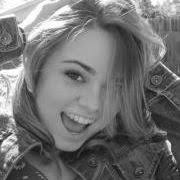 Carrie Steele (carriensteele)