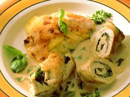 Spinat Putenrouladen Mit Kartoffelgratin Rezept Rezepte Kartoffelgratin Lebensmittel Essen