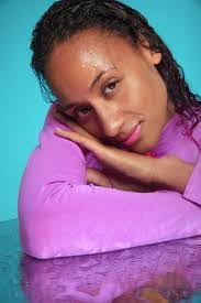 Gillian Curry's Instagram, Twitter & Facebook