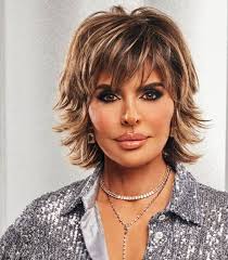 Lisa Rinna did a fantastic Elizabeth Taylor for Halloween yesterday 😍.