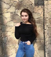 Manizha — про тебя (2021). Pin By Stout Eric On Manizha Beautiful Dresses For Women Skinny Jeans Women Jeans
