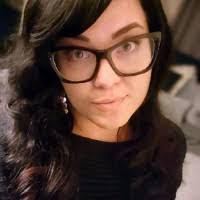 Kristin Sutherland's Instagram, Twitter & Facebook