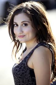 Lucy Devito ♡ . . I had noo idea she was Danny Devito daughter :o xD